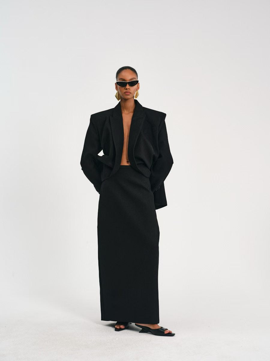 The Noir Sculpted Suit