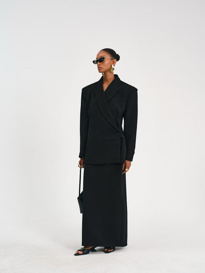 The Noir Sculpted Suit