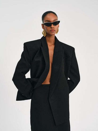 The Noir Sculpted Suit