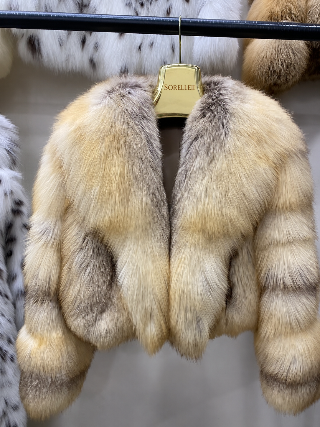 Zermatt - Fox Fur Jacket - Champagne